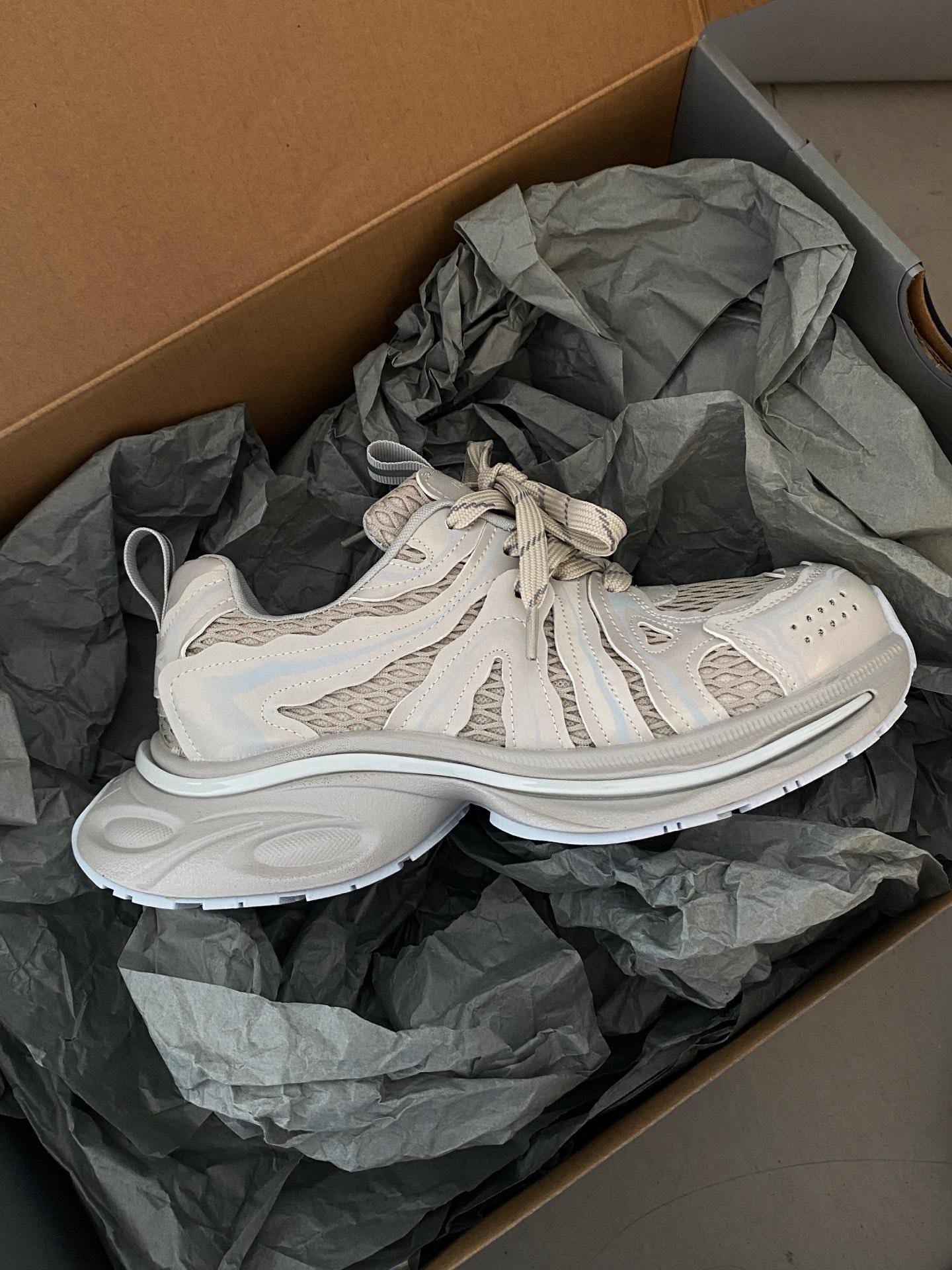 Women's thick-soled shoes/dad shoes/breathable mesh/lace-up/fashionable/wearable in all seasons/Personalized Gifts